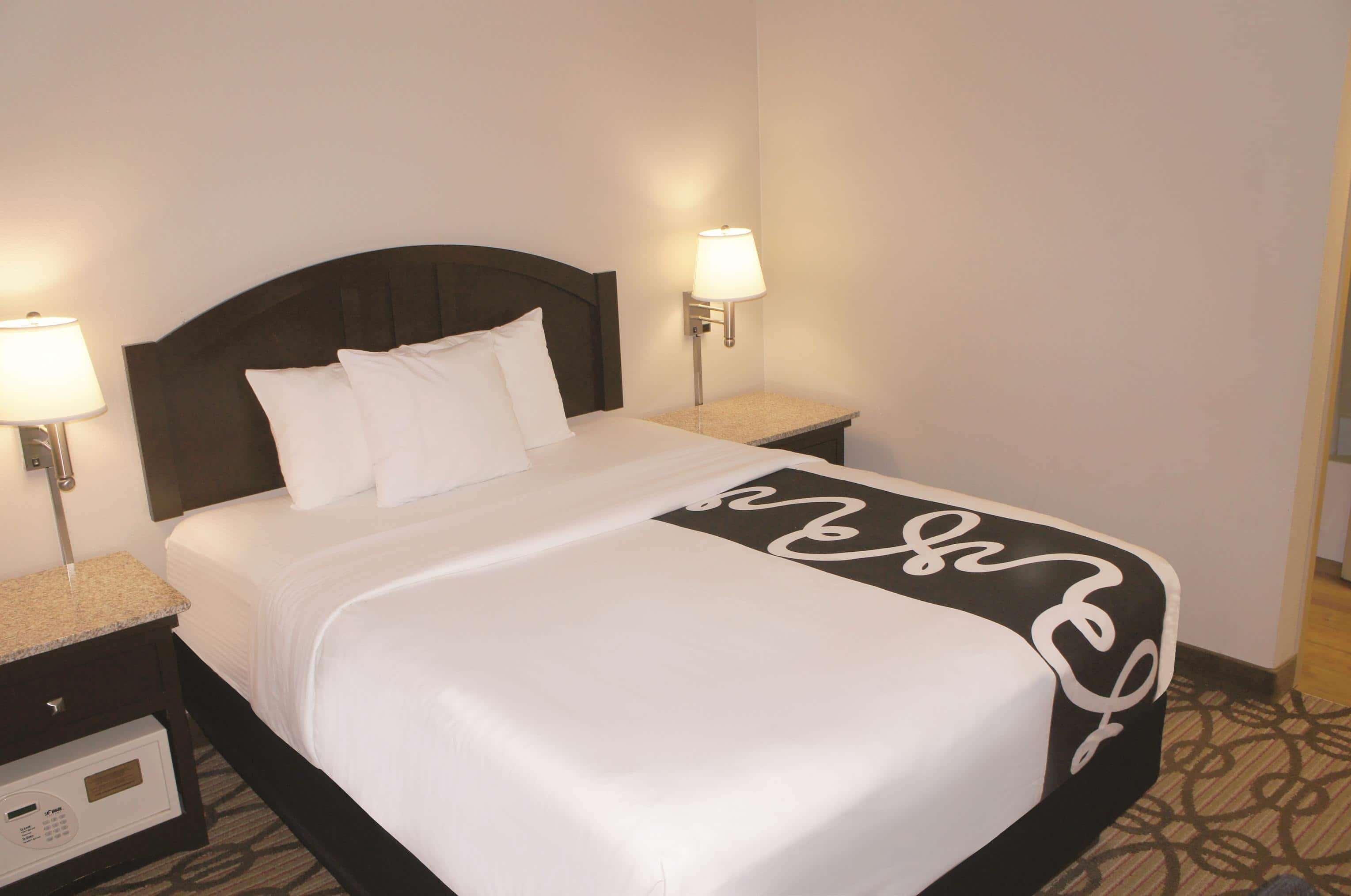 Hotel La Quinta By Wyndham Springfield South Extérieur photo