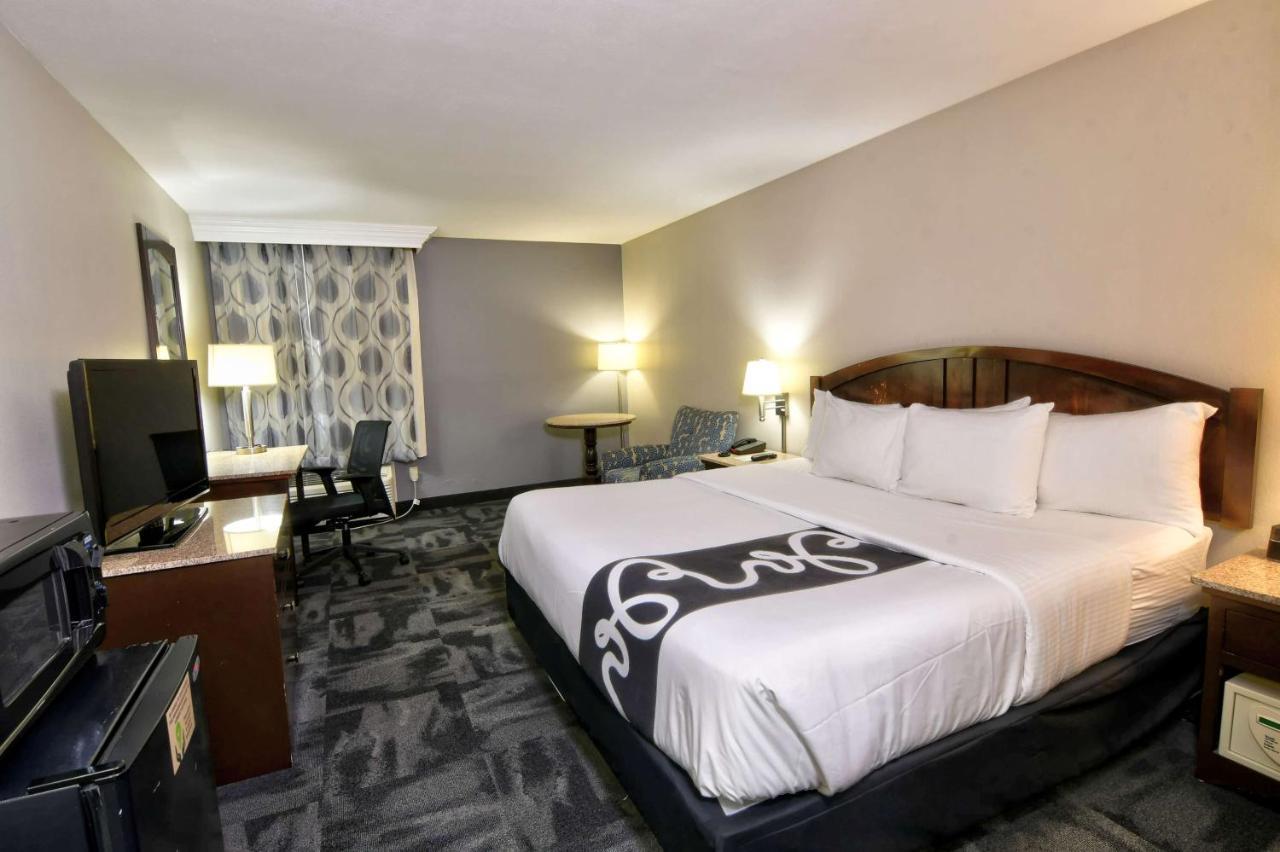 Hotel La Quinta By Wyndham Springfield South Extérieur photo