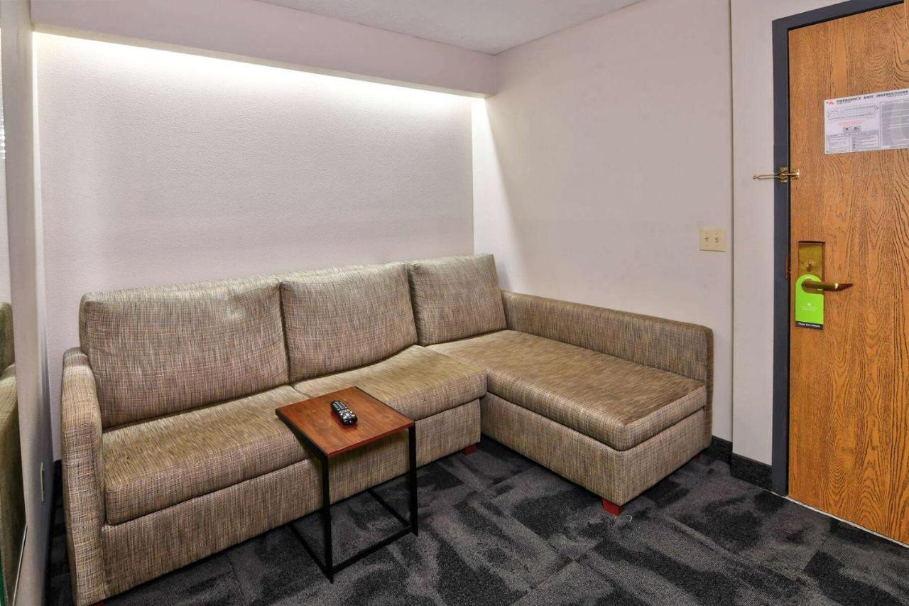 Hotel La Quinta By Wyndham Springfield South Extérieur photo